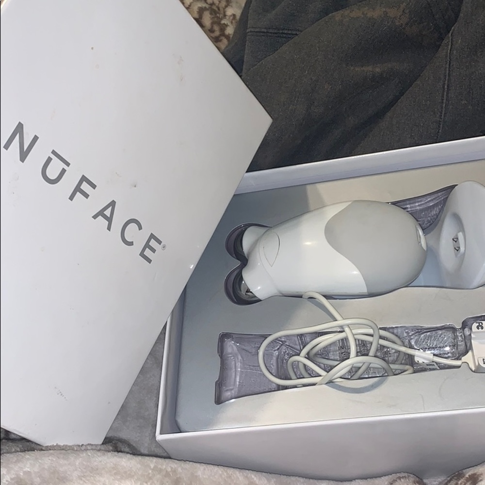 NuFace trinity